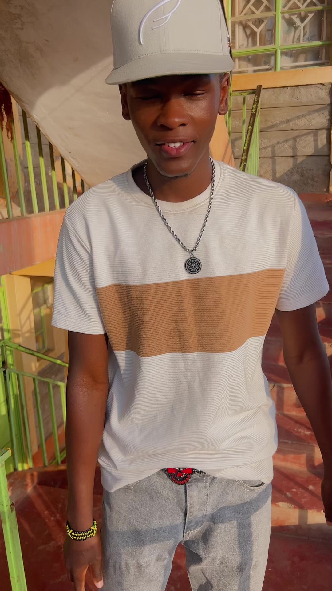 @🧢JUST.CALL.ME.INFLUENCER🔵