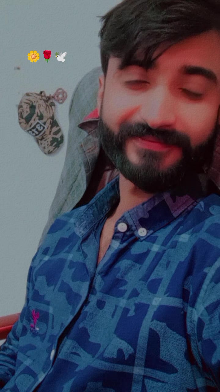@Q&atilde;z&iuml; Muzamil Qureshi