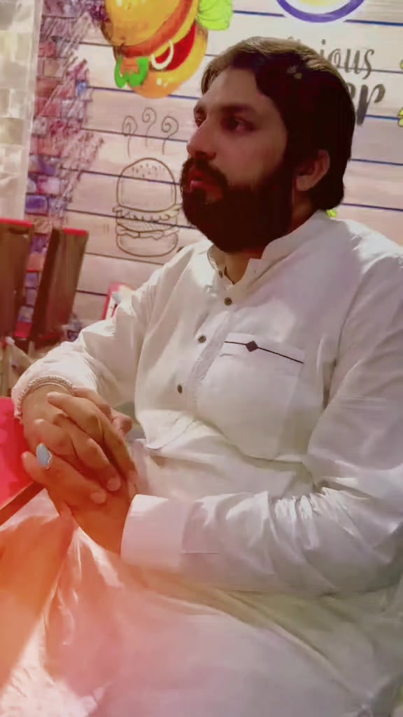 @🦁زین بادشاہ👑