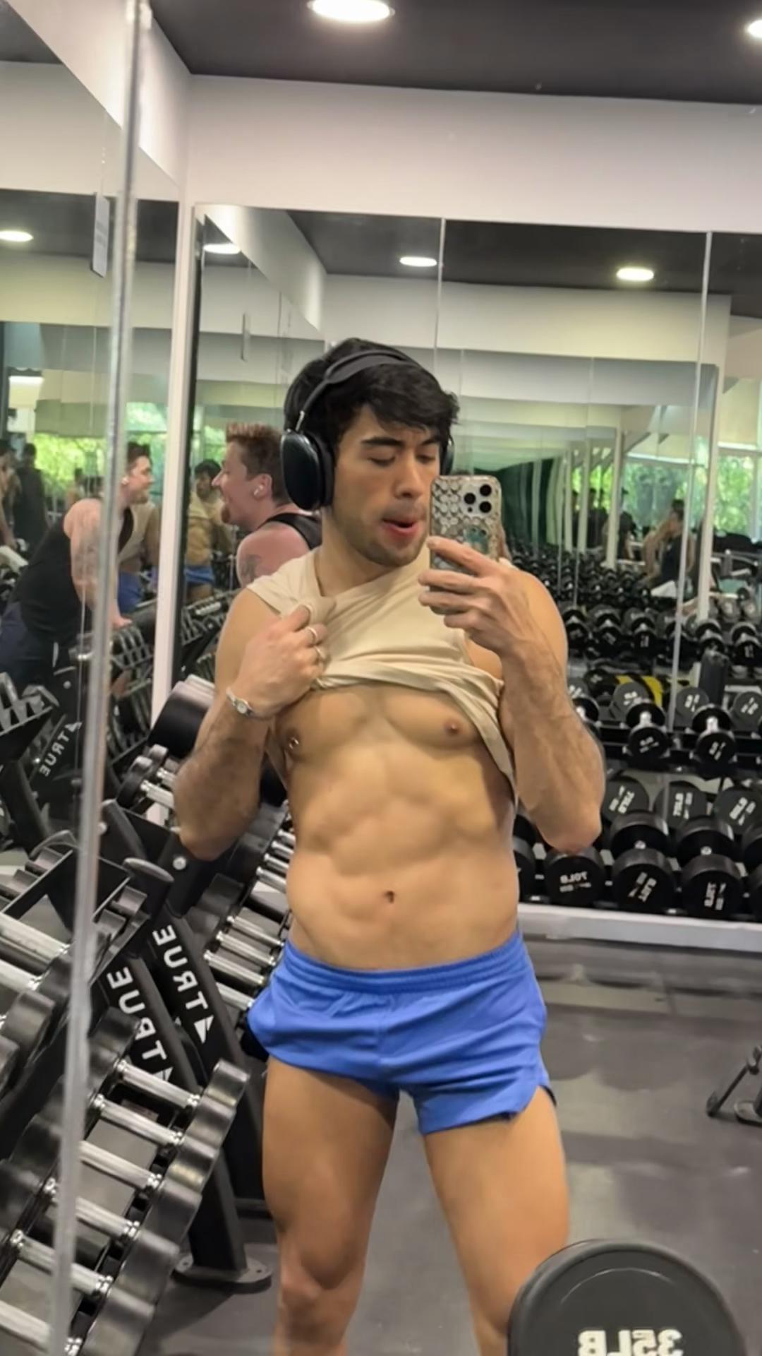 @Diego Calzada