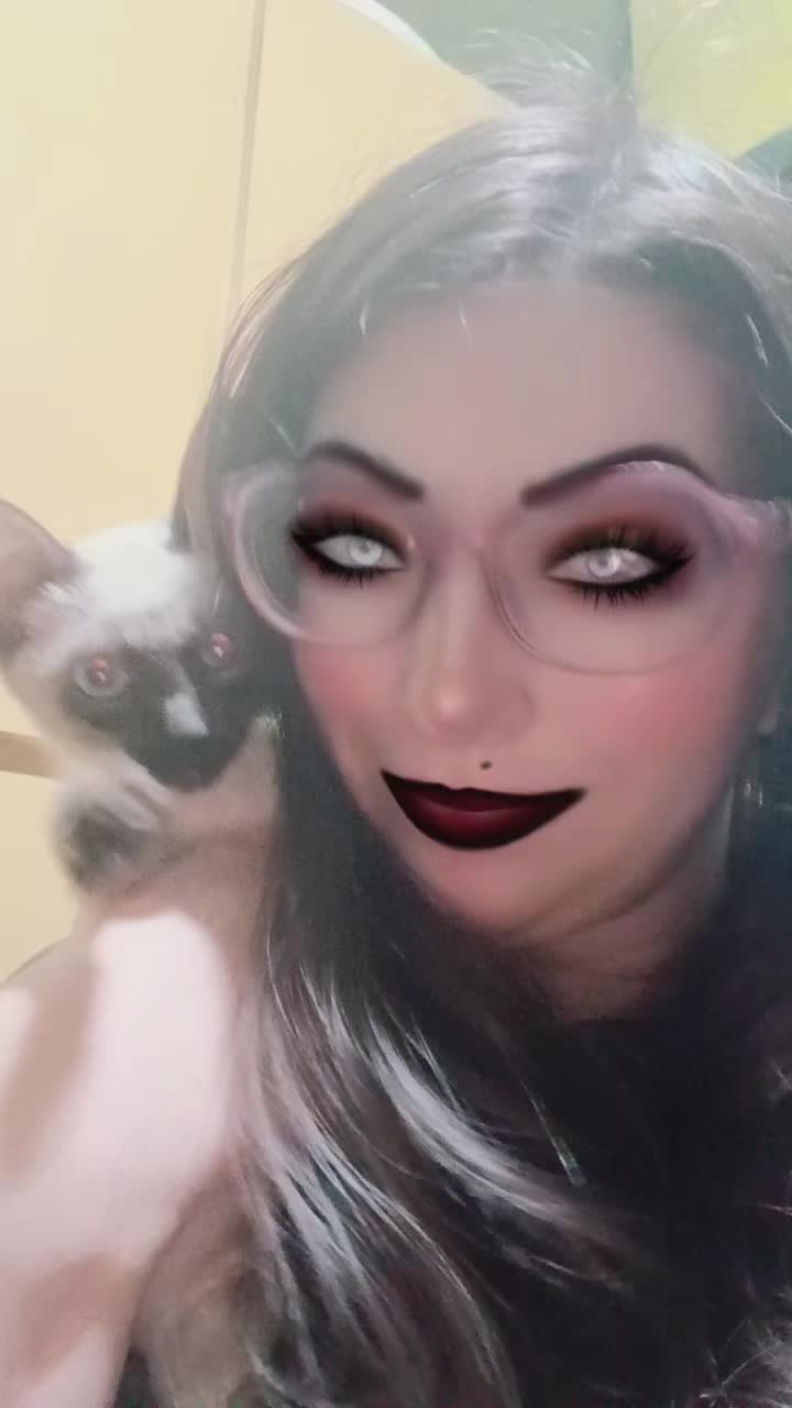 @Eveee