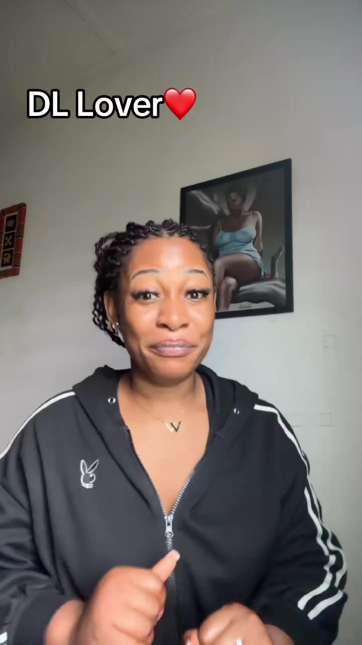 @ROBERTA ADJEIBEA🤎