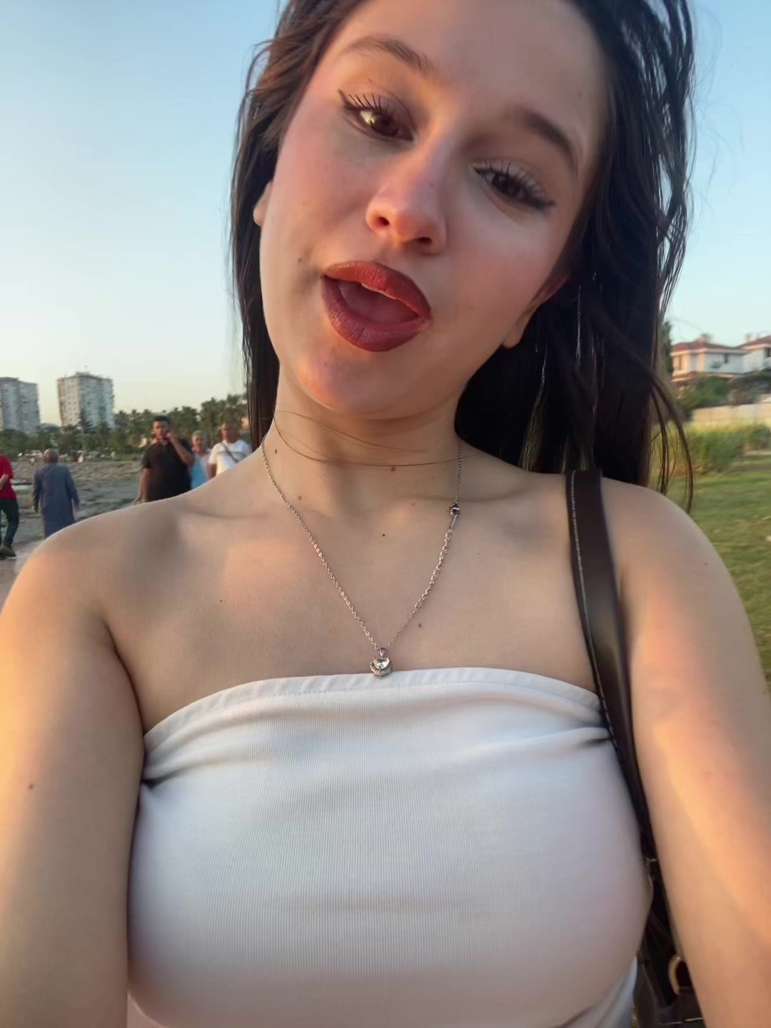 @Rabiaa