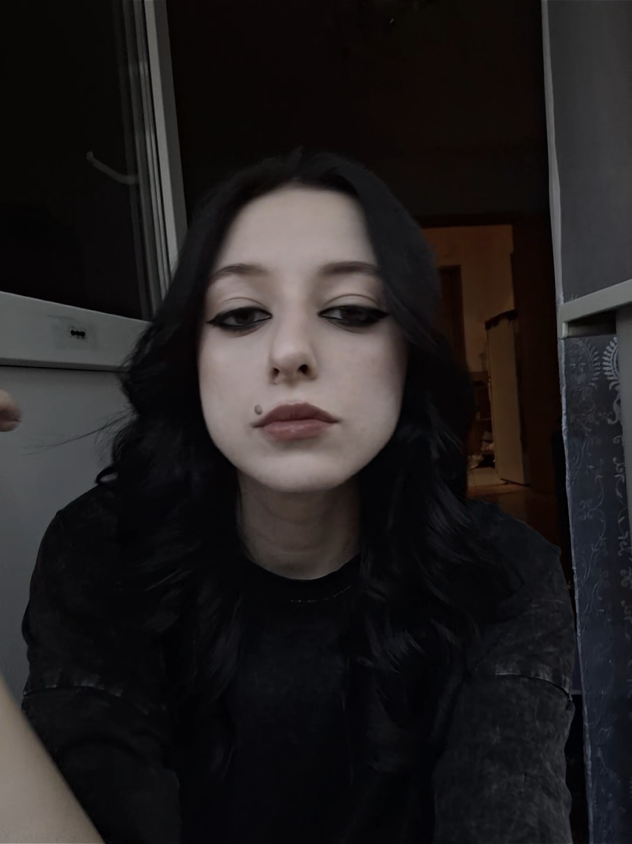 @𝒜𝓃𝒶✩