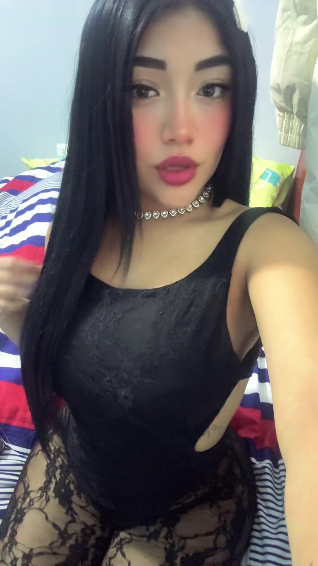 @lababyari0
