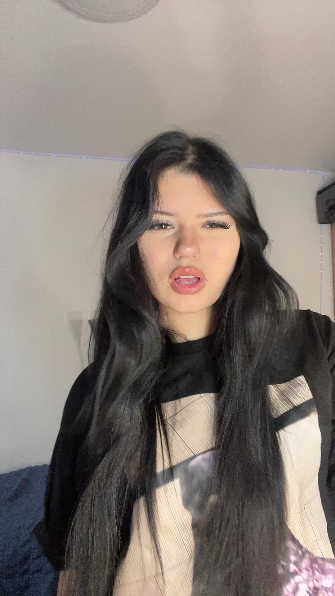 @kojaelena_