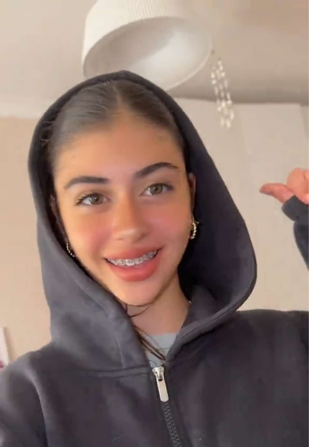 @nanikocoraline