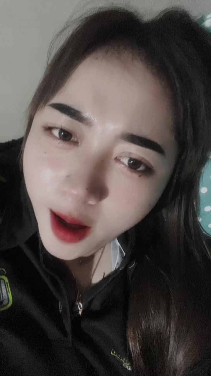 @YESICA FEBRIANA ✨