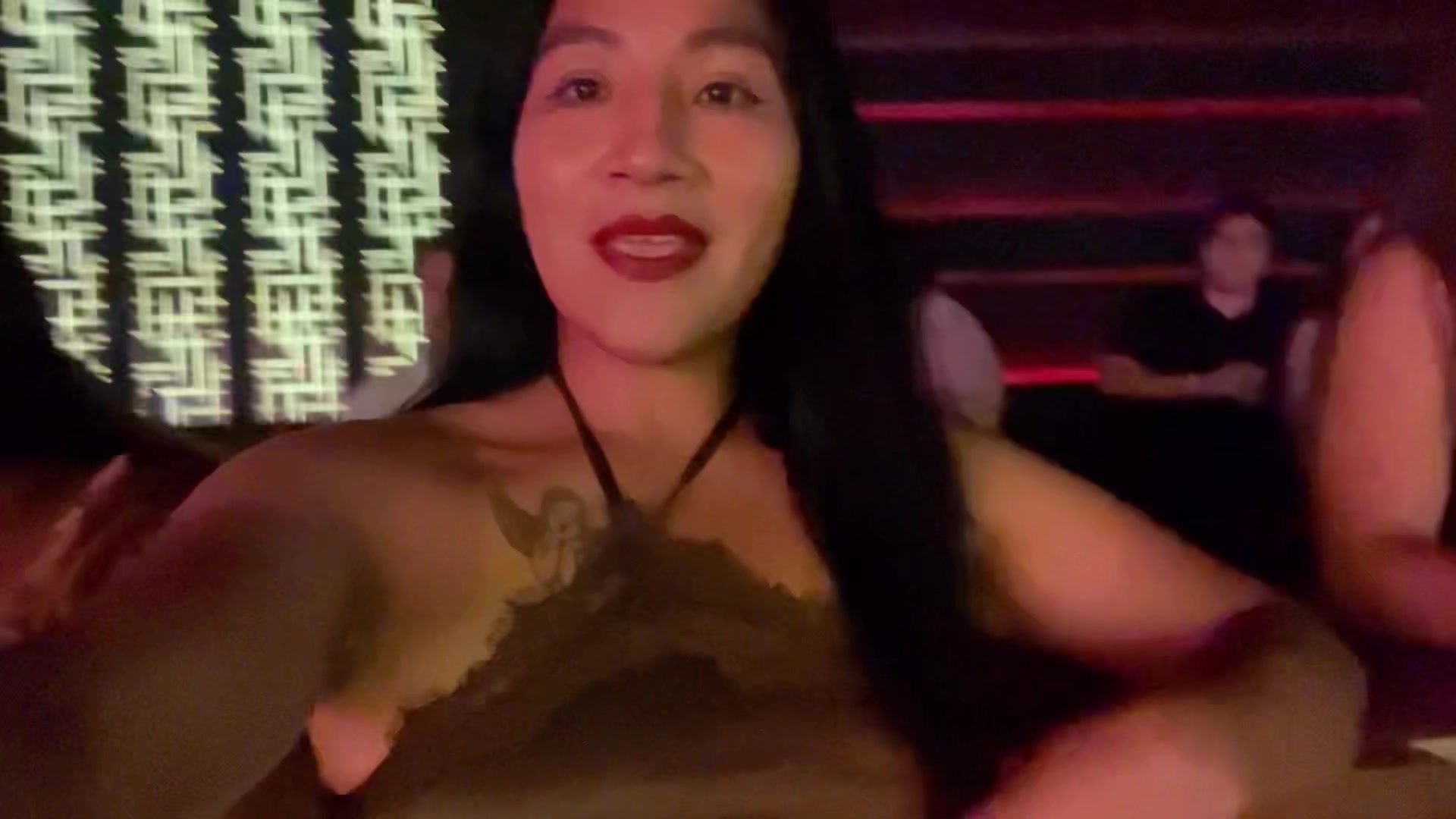 @Isa