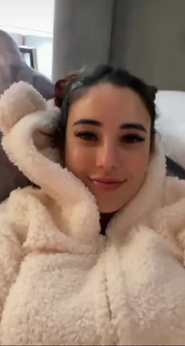 @Angie Varona