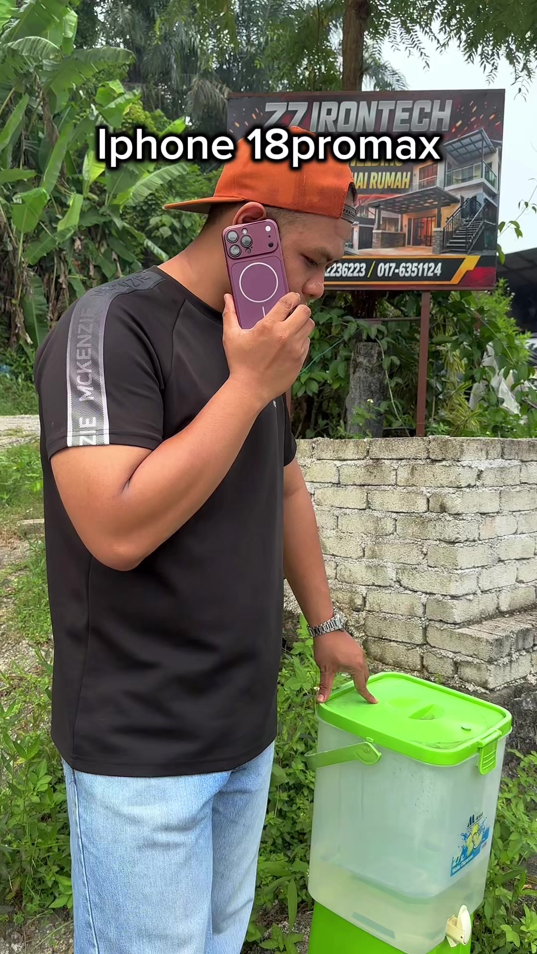 @Zuhairi