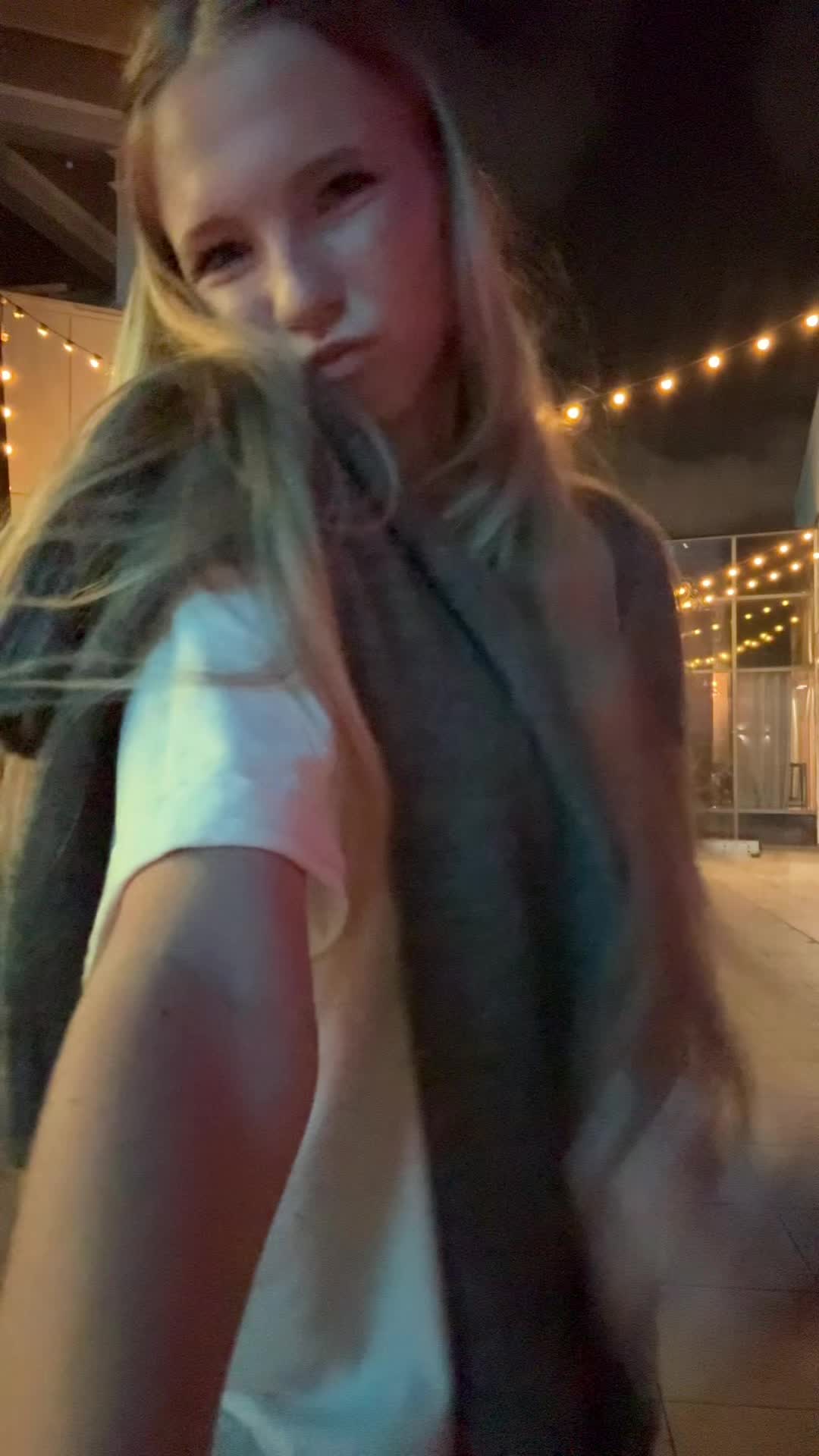 @викси