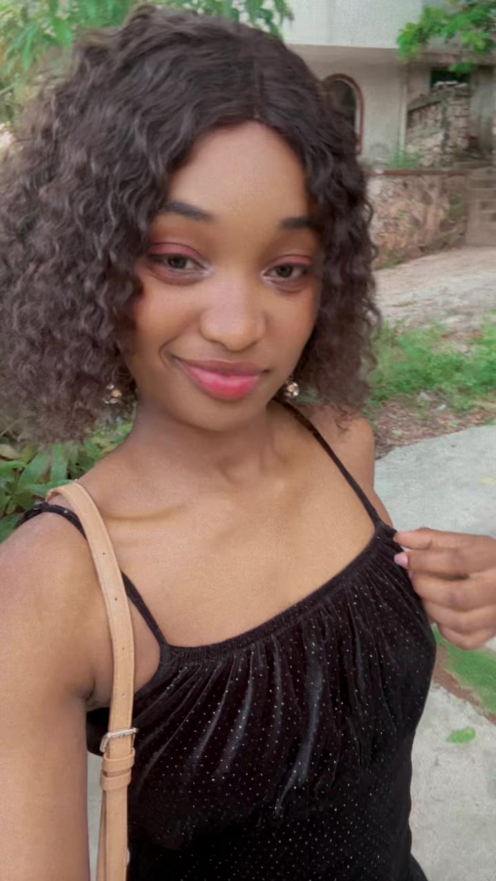@𝒻𝒾𝓃ℯ 𝓈𝒽𝒾ℯ𝓉𝓉❤️👅