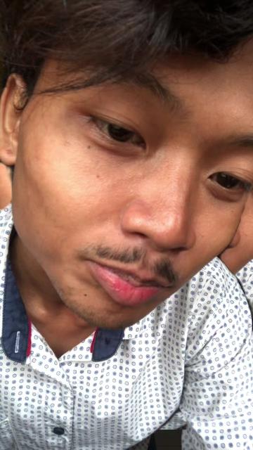 @Inisial F 👾