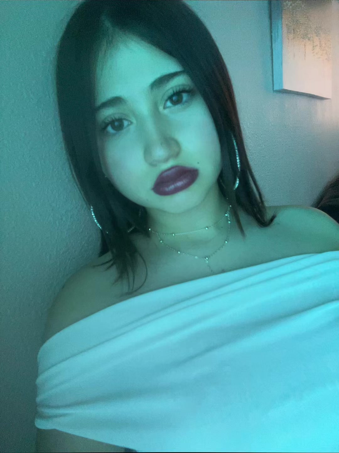 @Auraa