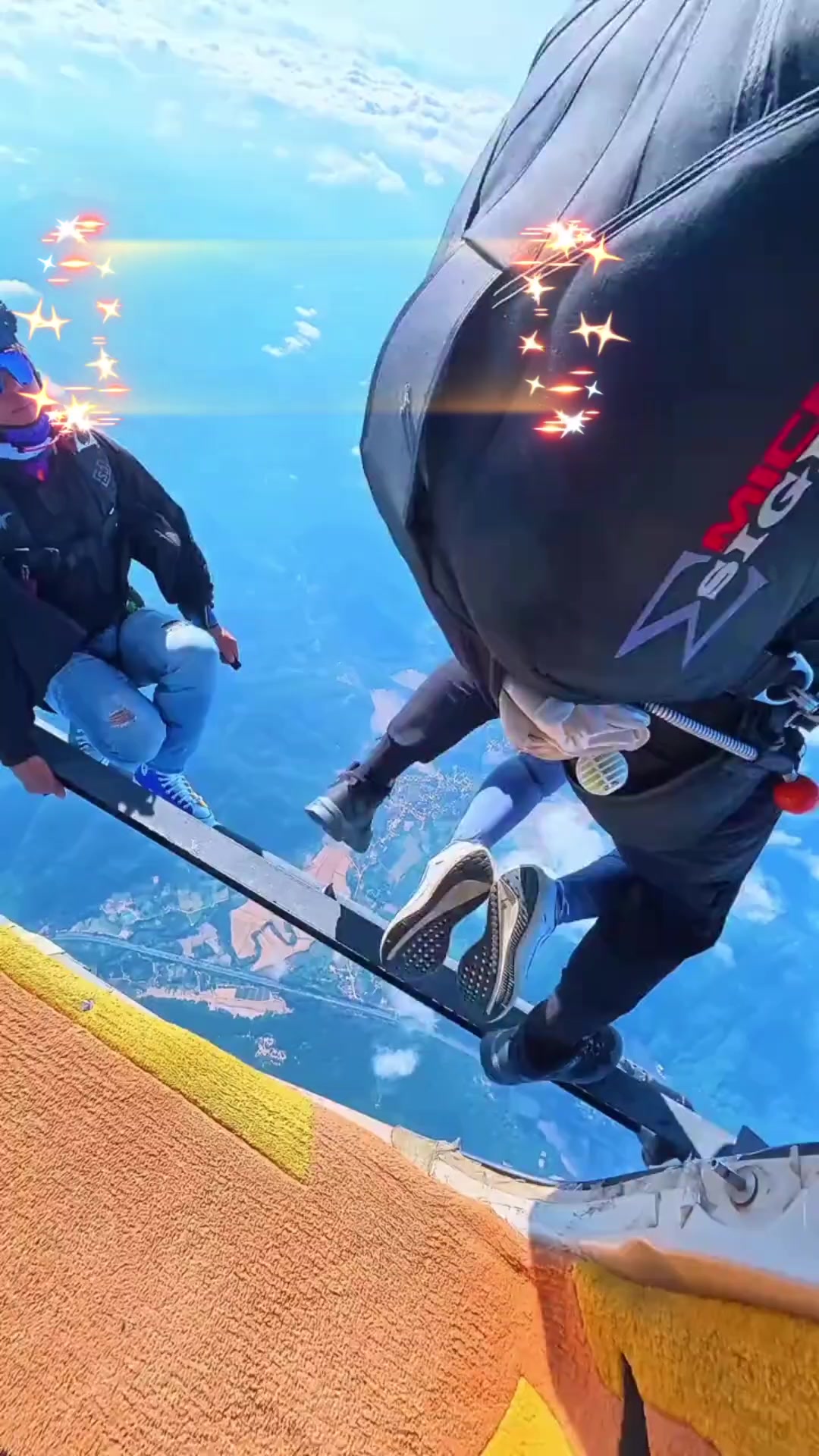 @onlyfanskydiving