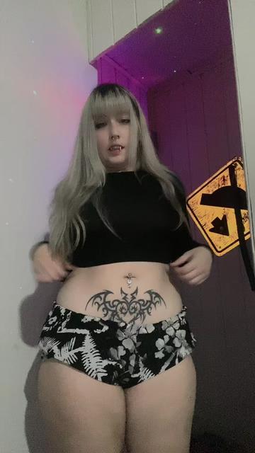 @kamilita