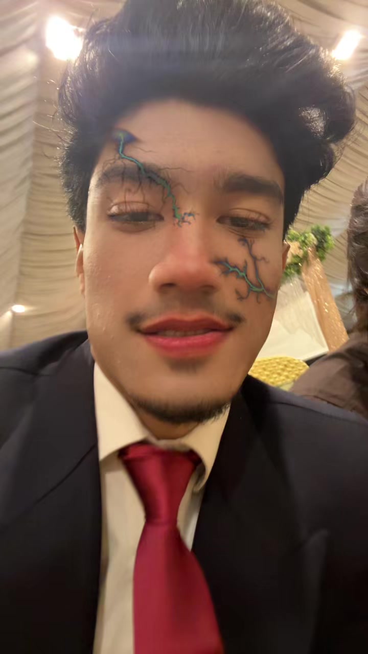@𝐌𝐞𝐞𝐫𝐚𝐧🕊️