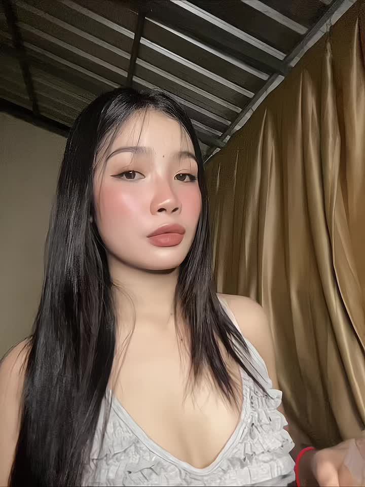 @Z’nich๐ฉโ๏ธ