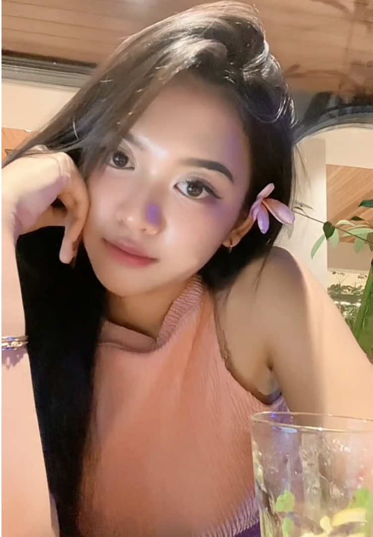 @putri | yoga enthusiast