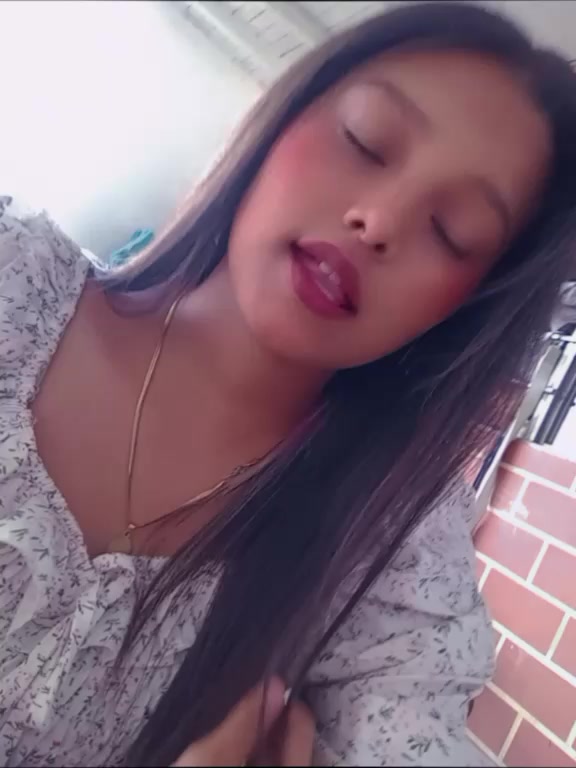 @Isabel Ramirez 🌸💨🫧