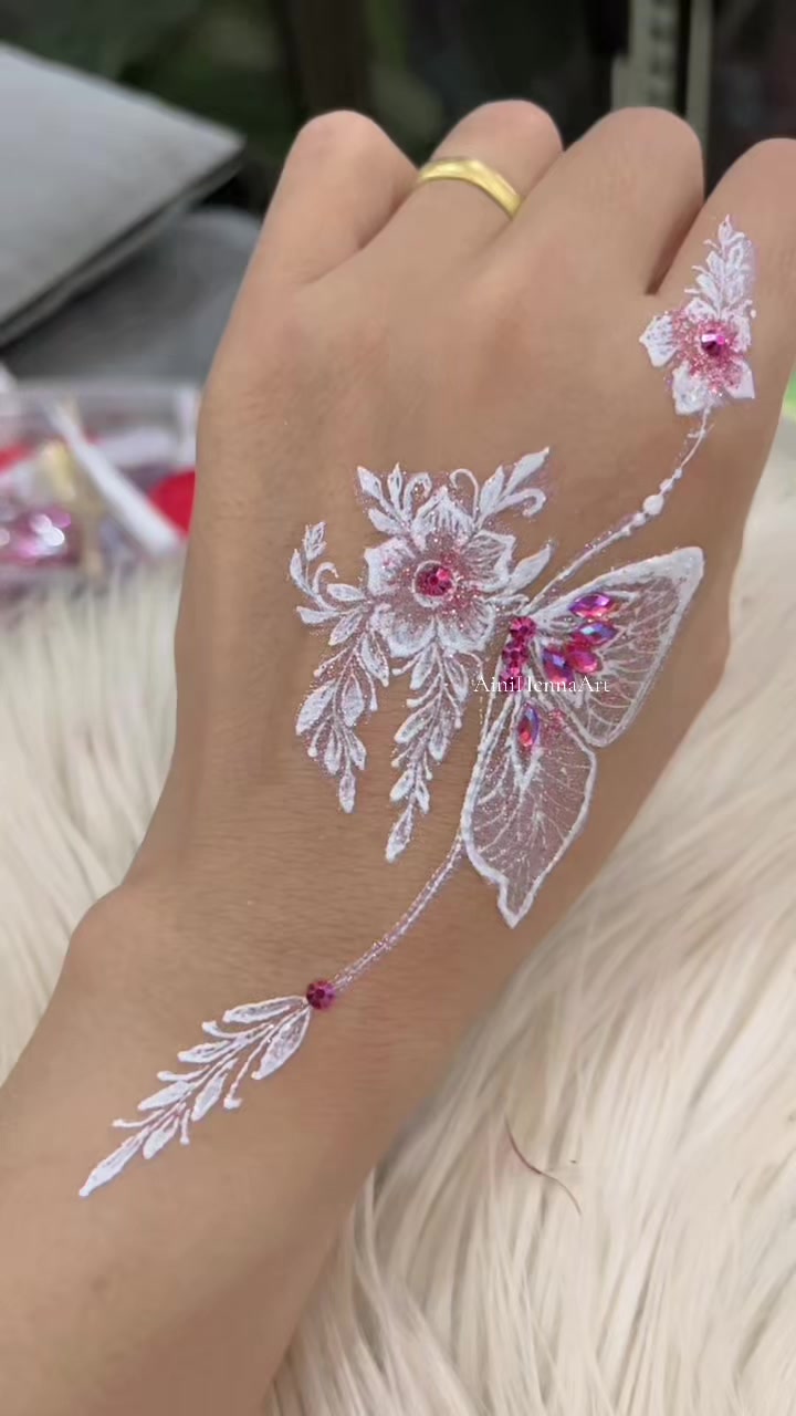 @Aini Henna