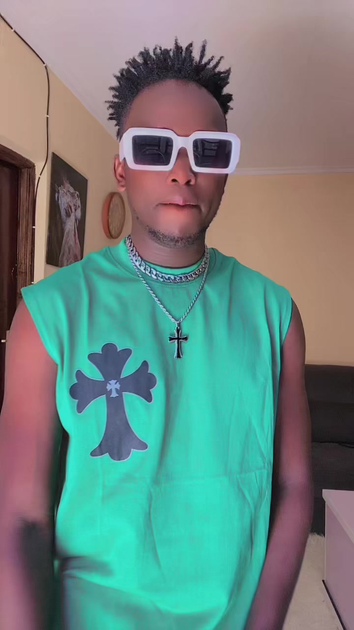@🏴SUPER EUGENE🇰🇪