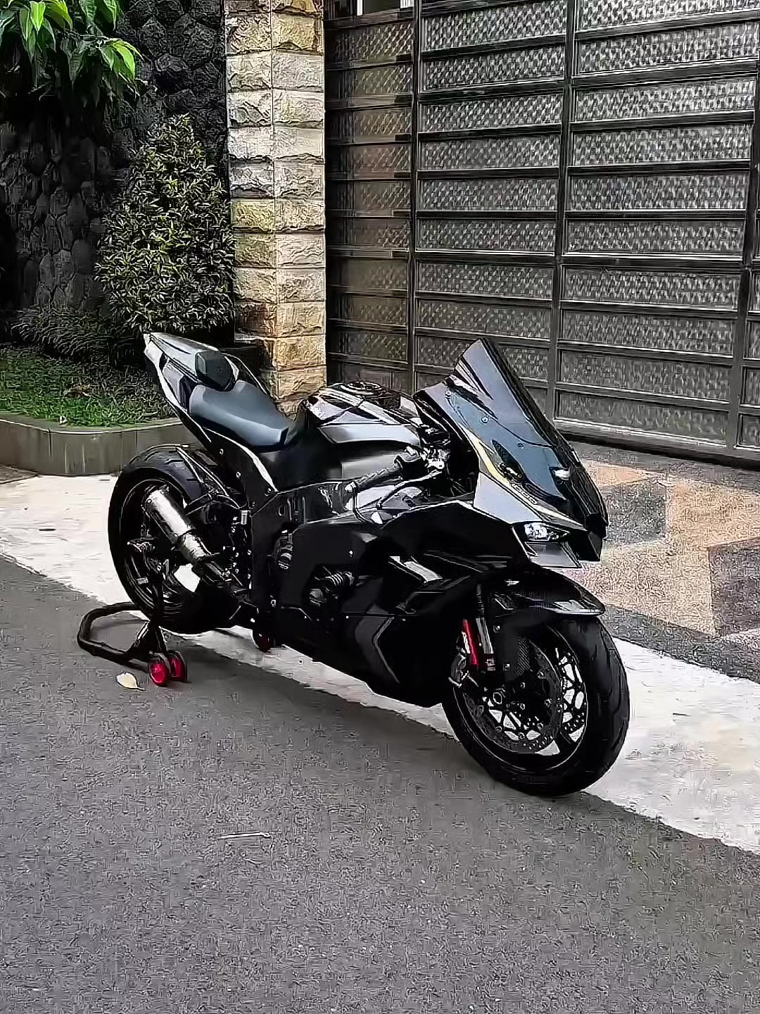 @𝐀𝐥𝐥𝐞𝐝𝐢𝐭𝐬_.
