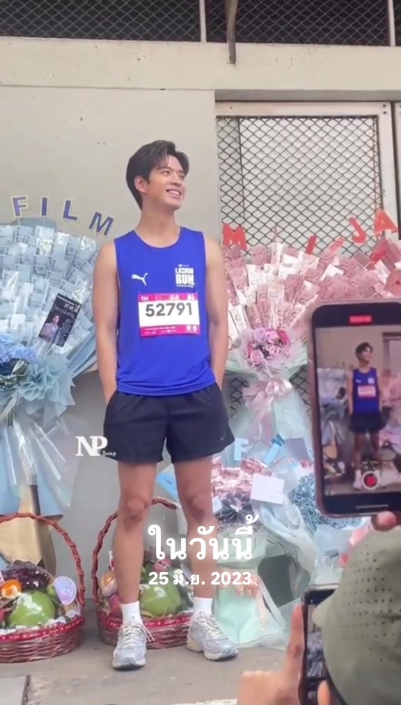 @นุ้บนิ้บ อยากเป็นเกย์ ⏾⋆.˚