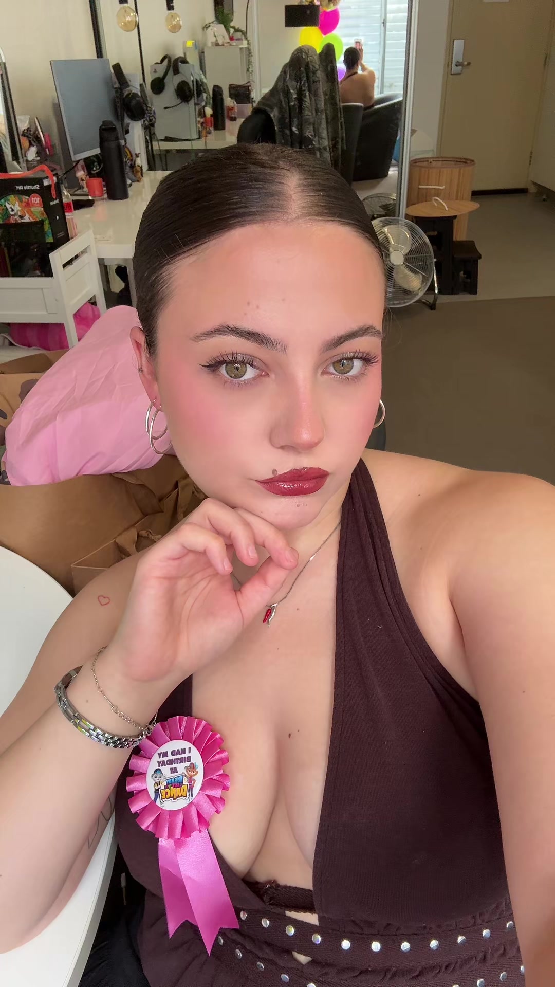 @g