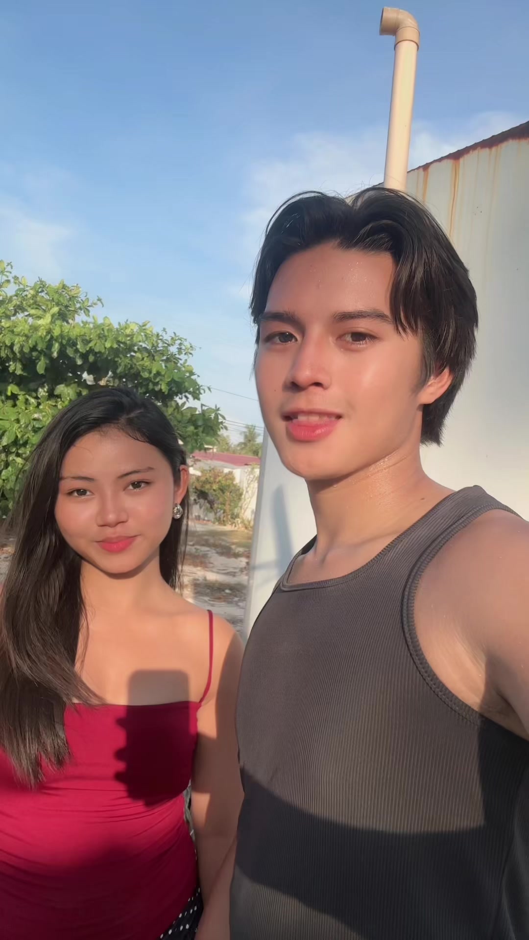 @Ella Dakz