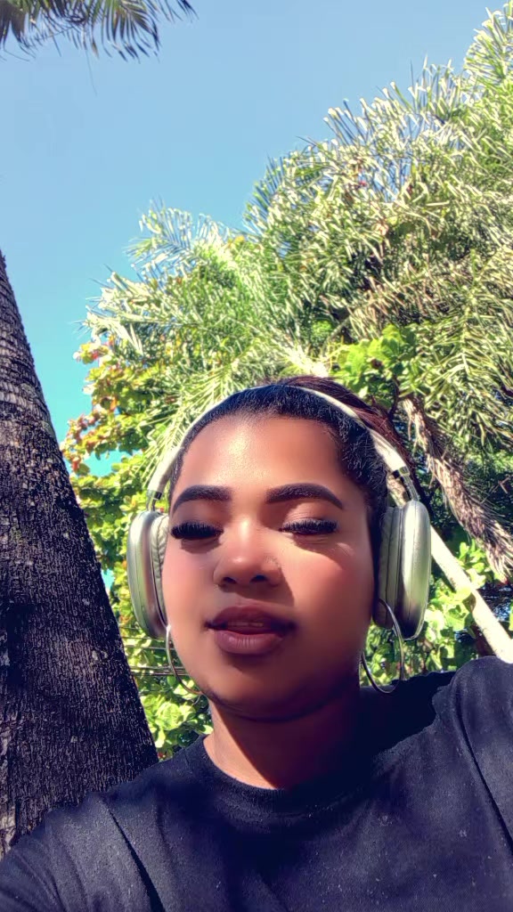 @Evelleen Santos