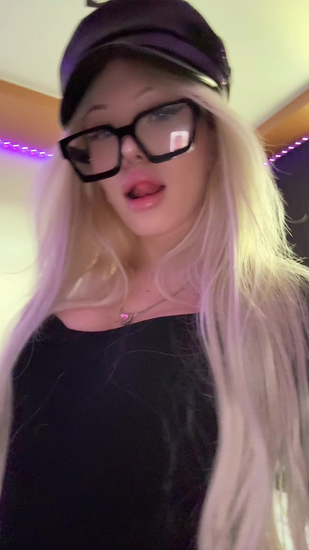 @тгк:karixxm