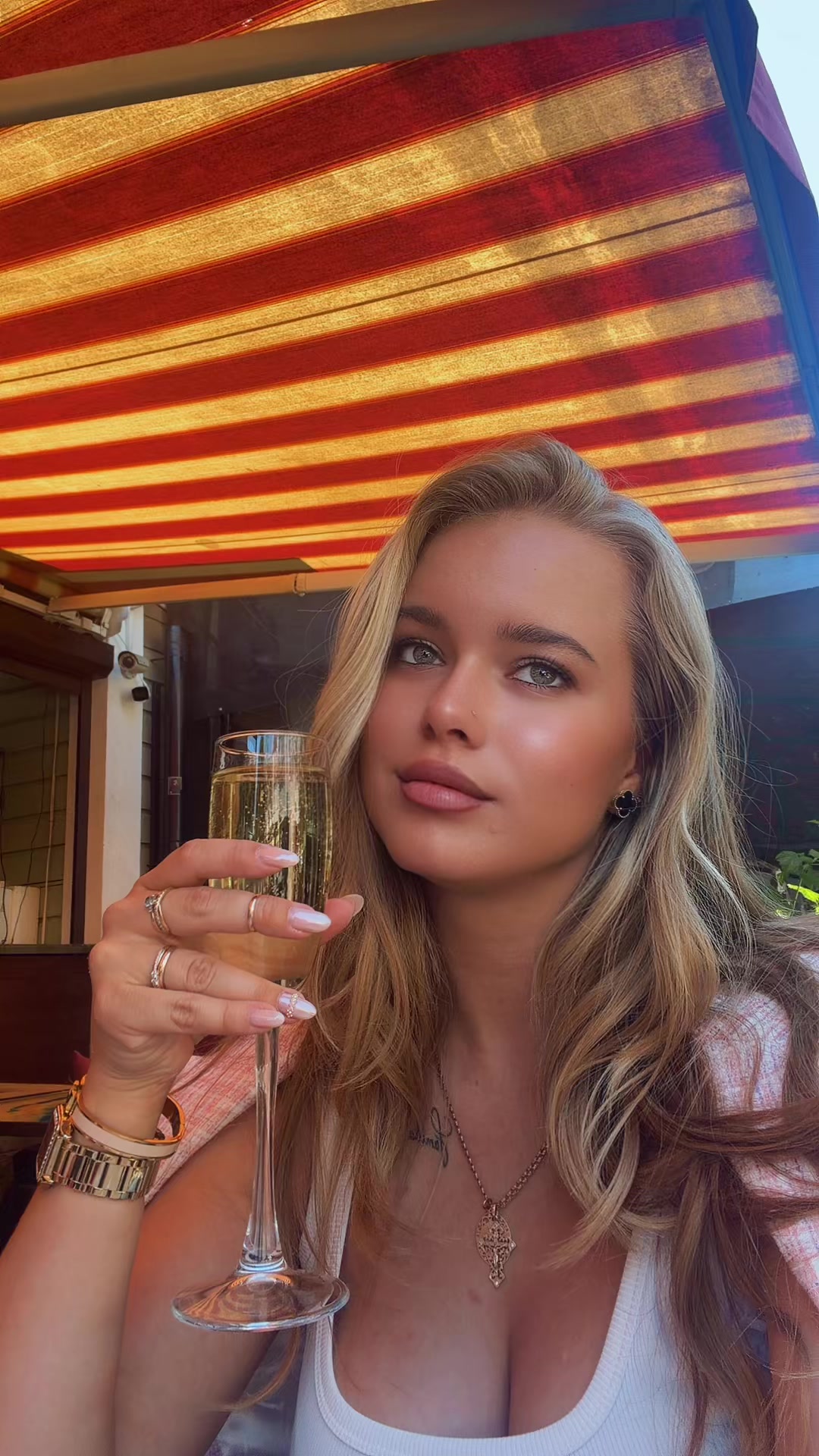 @🐣