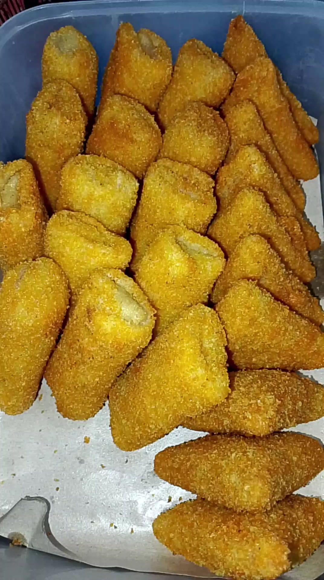 @khiarMuzzaki