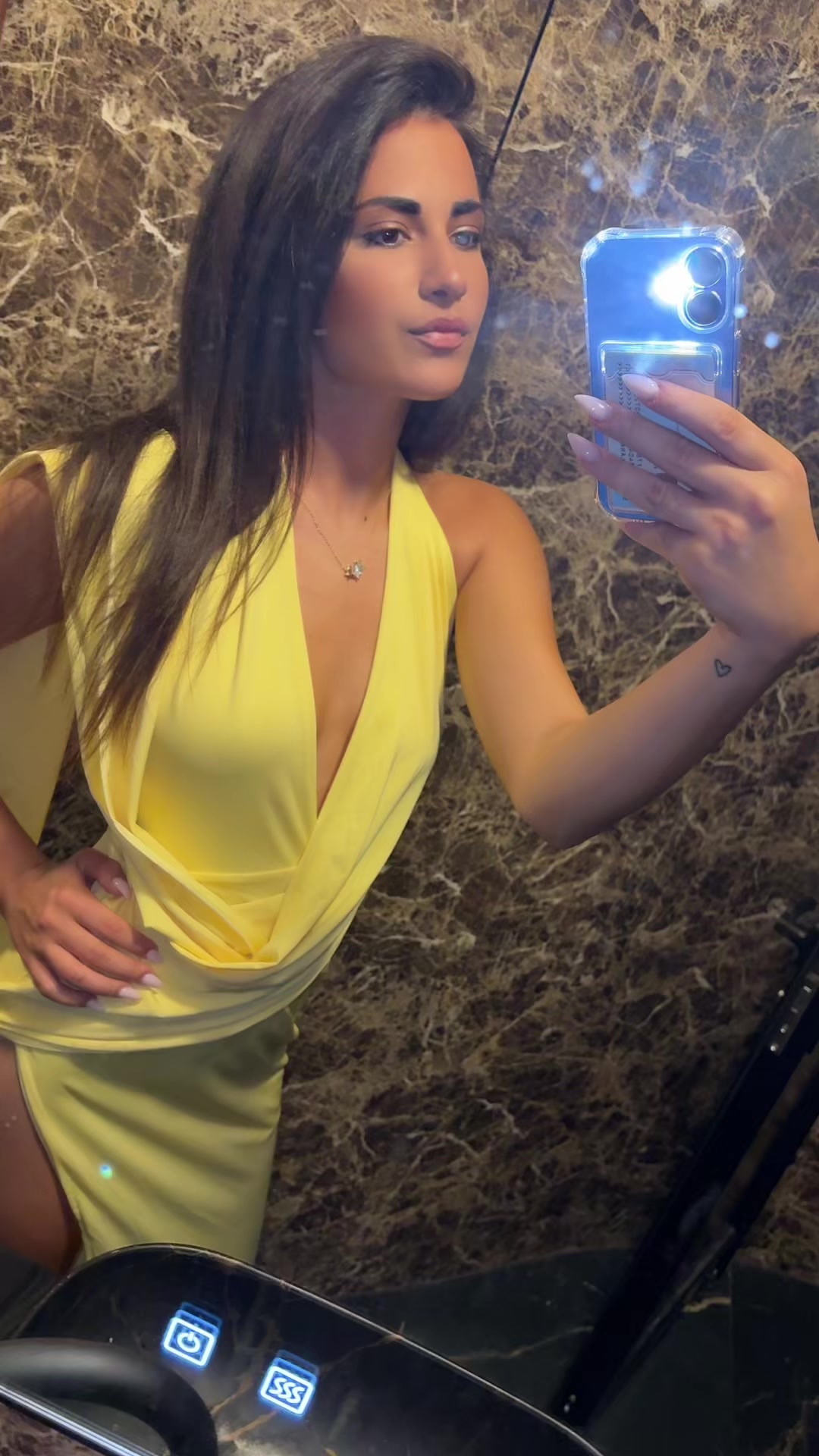 @𝐿