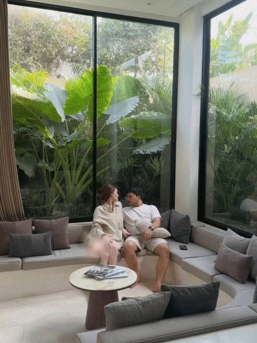@๐๐๐๐๐ฃ