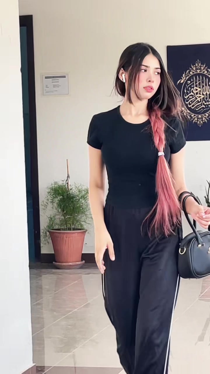 @Mirha khan
