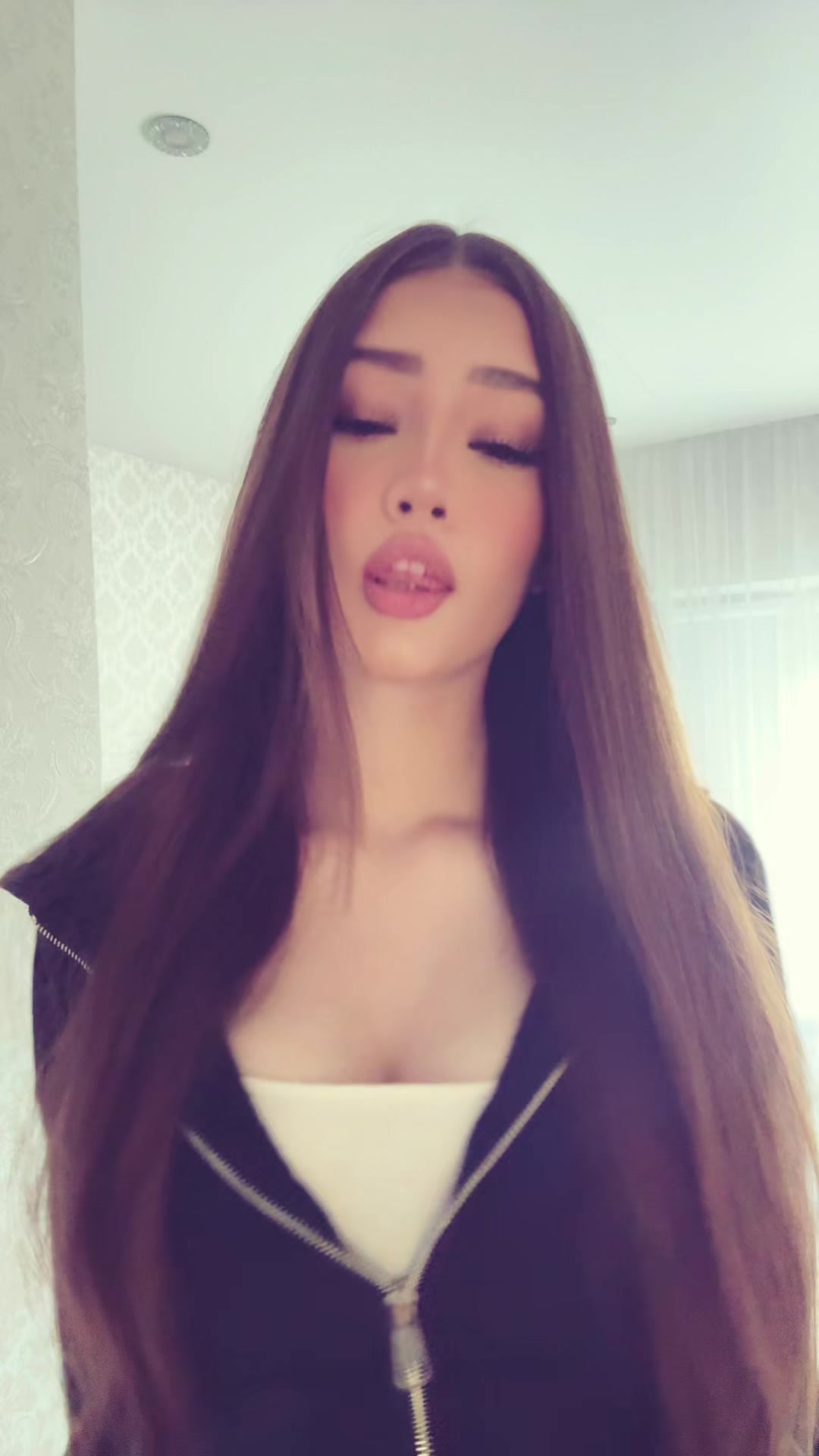 @𝙡𝙖𝙯𝙚𝙮𝙠𝙖