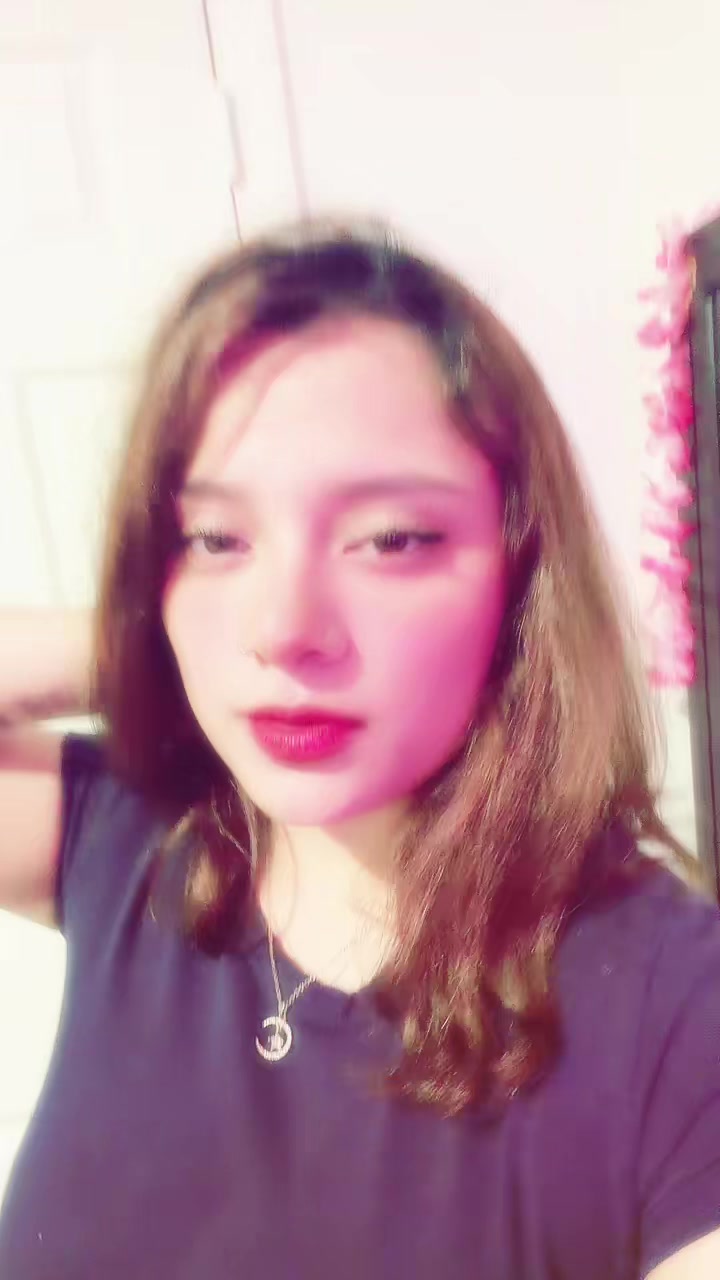 @𝑬𝒔𝒎𝒚💋