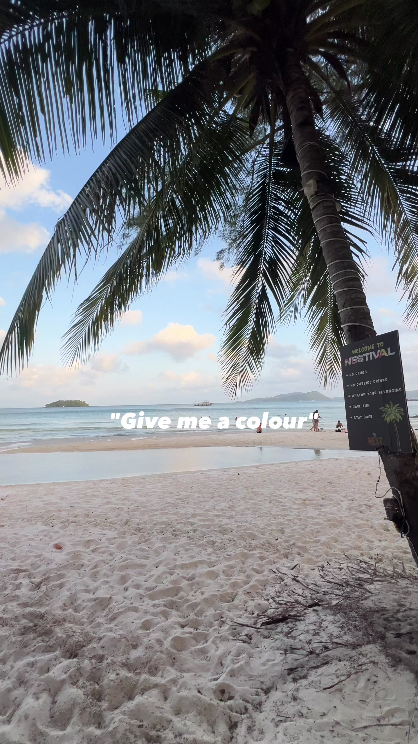 @Lexie Wanders | Solo Travel