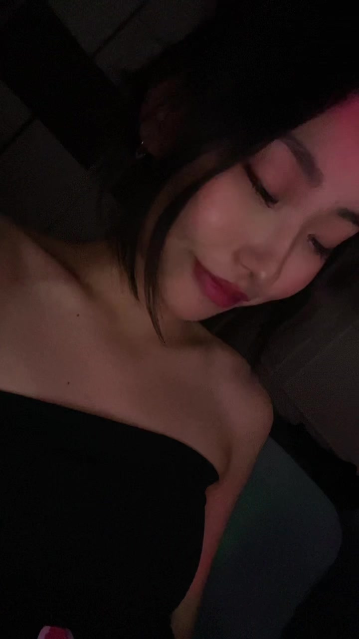 @🐥