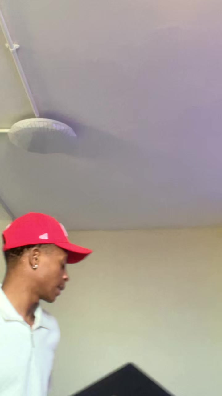 @Ntwana_kajay