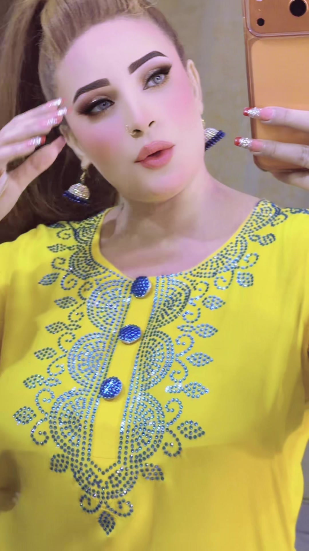 @Khoobsurat Official