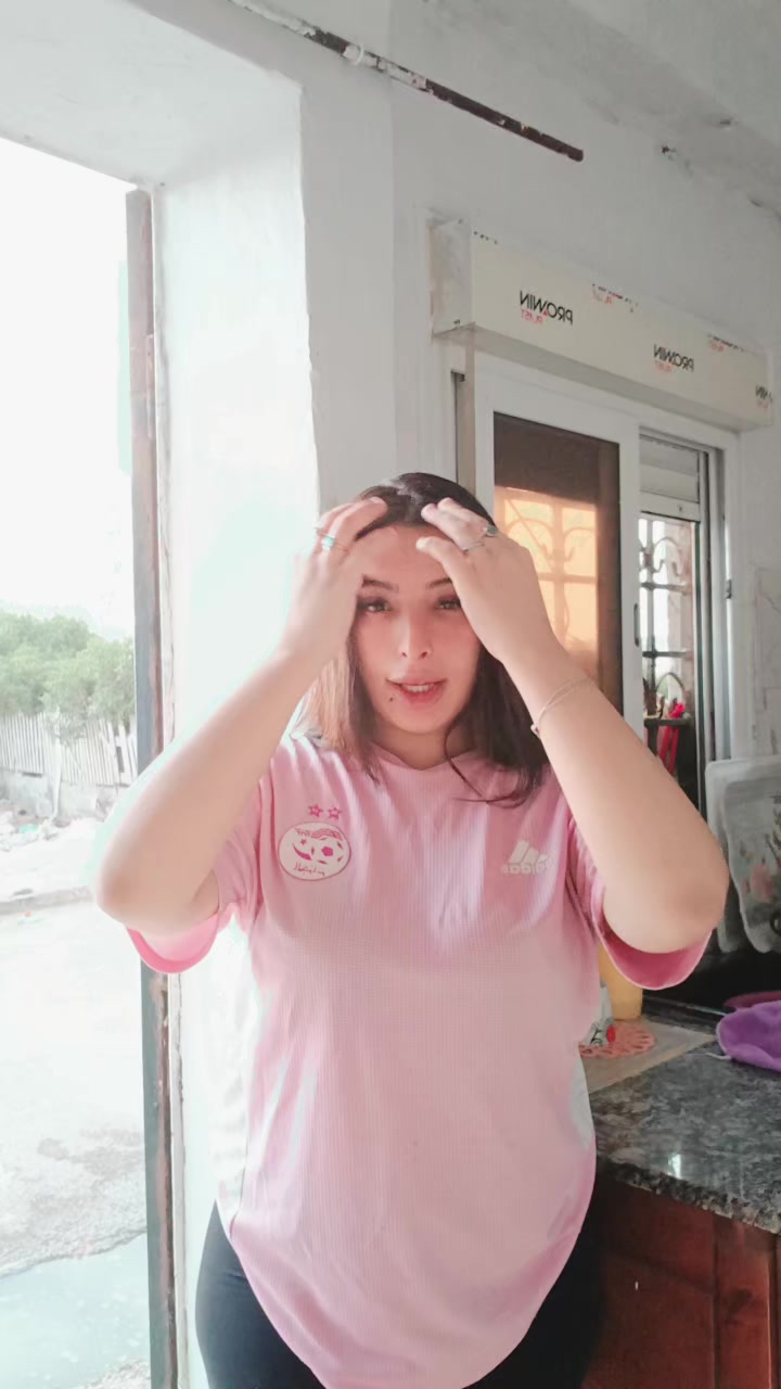 @Nut Ella