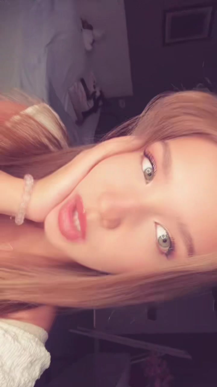 @verónikk