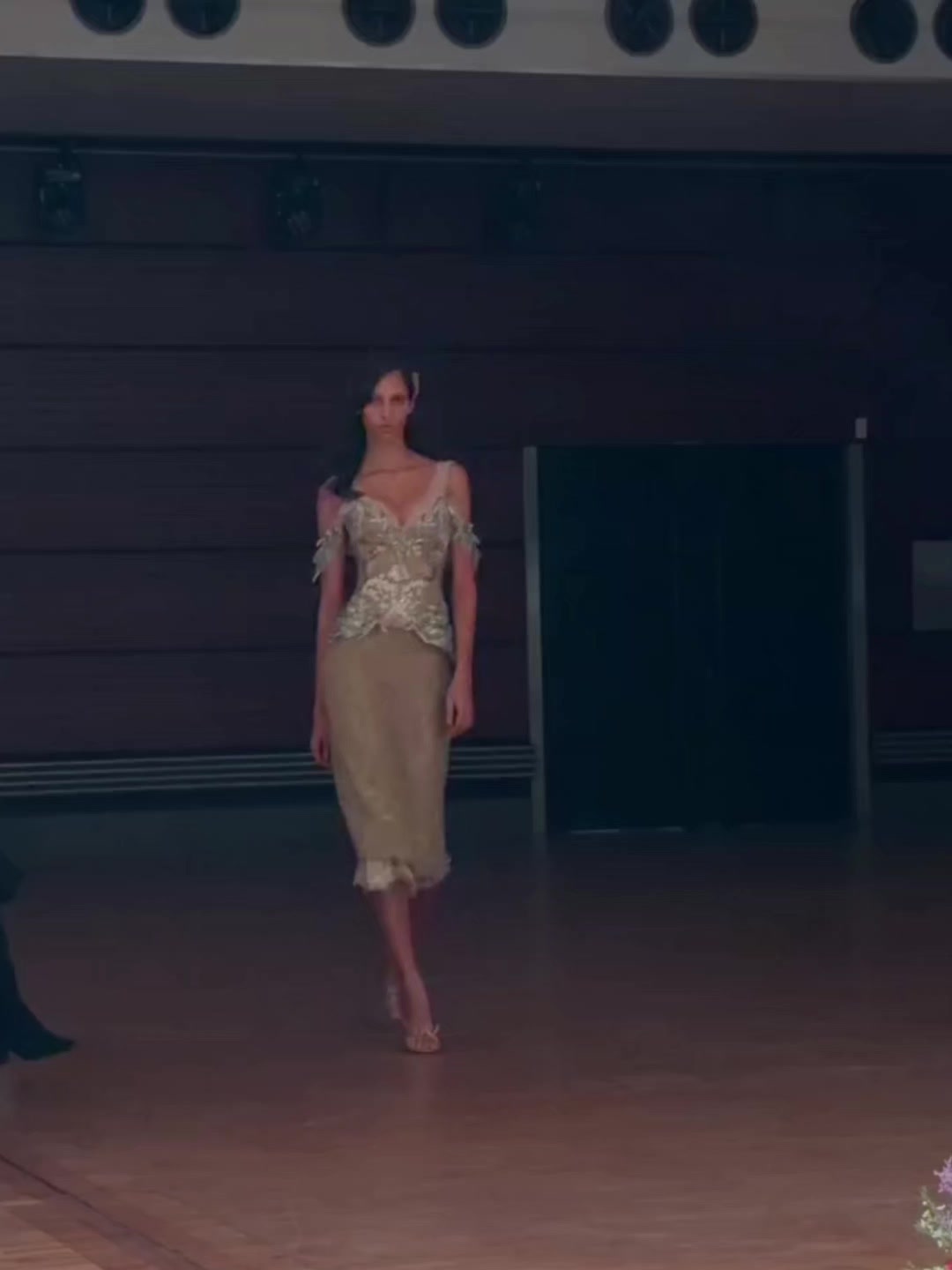 @runwaymoodell