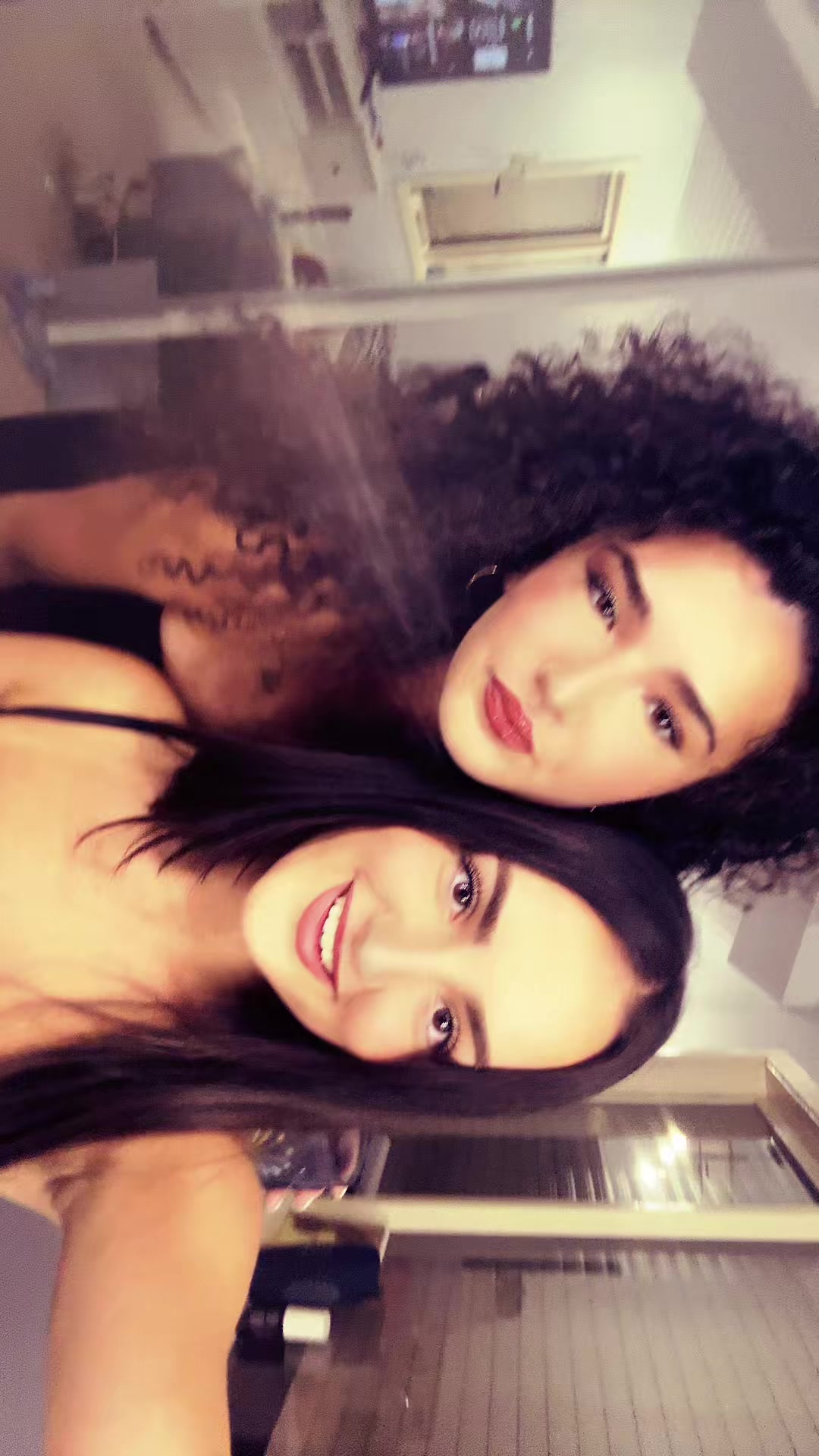 @kayla_pecer