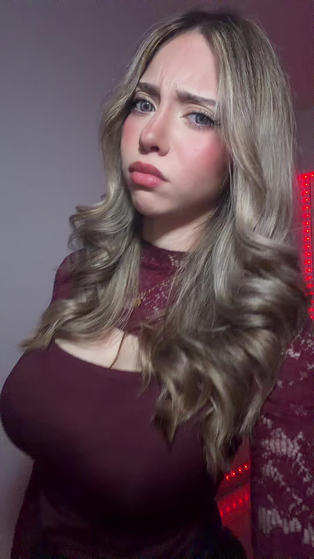@Jatziry López