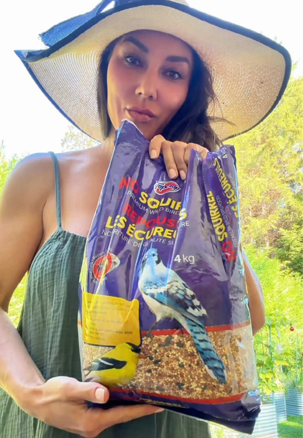 @Ava Dahlia 🇨🇦👩&zwj;🌾✌️